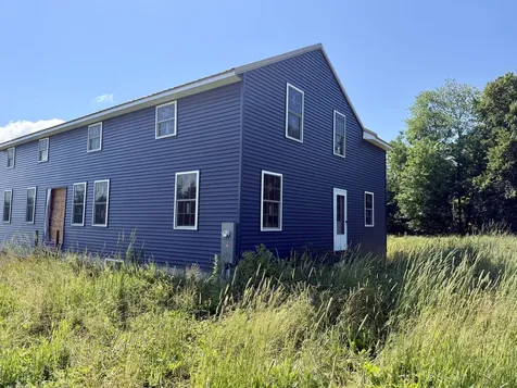 118 Square Road Palmyra ME 04965