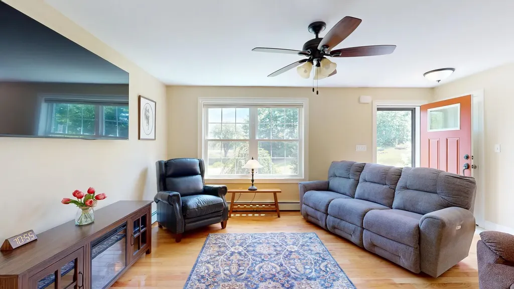 387 Mosher Road Gorham ME 04038