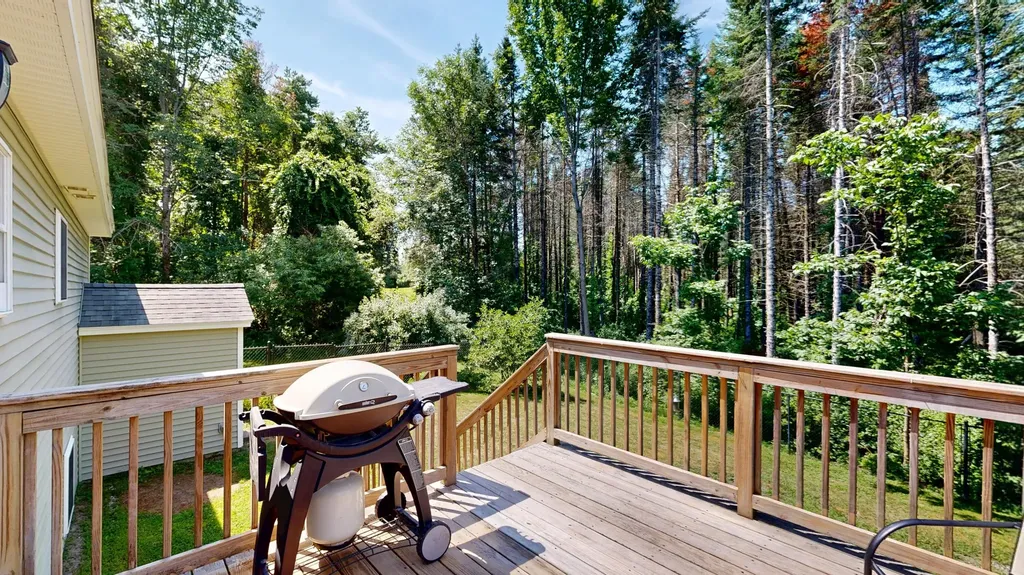 387 Mosher Road Gorham ME 04038