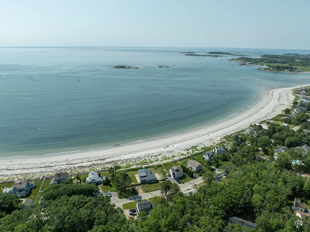 669 Kings Highway Kennebunkport ME 04046