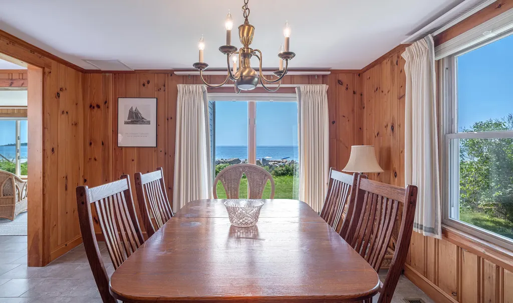 669 Kings Highway Kennebunkport ME 04046