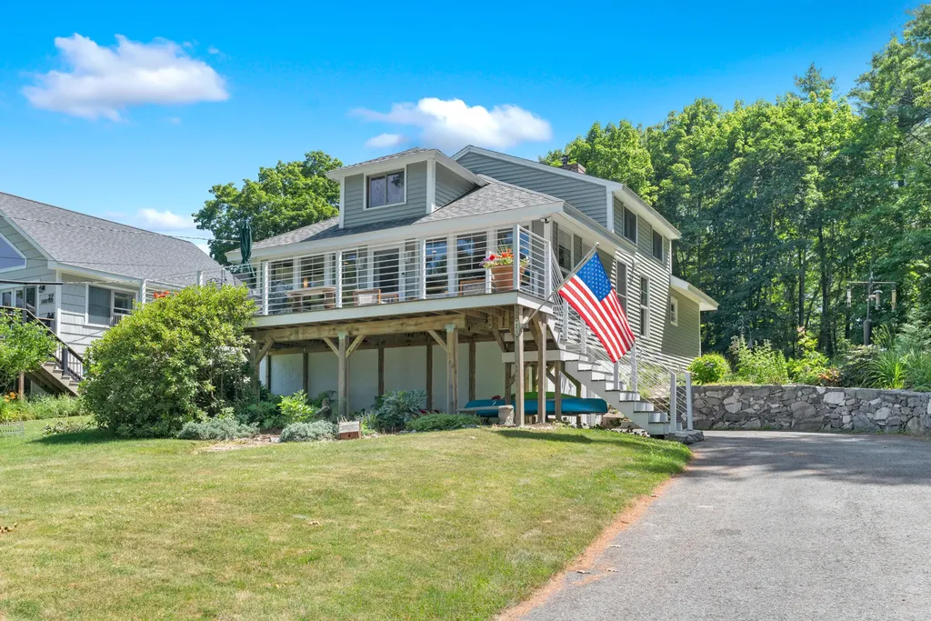 25 Lake Avenue Windham ME 04062