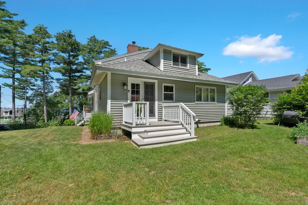 25 Lake Avenue Windham ME 04062