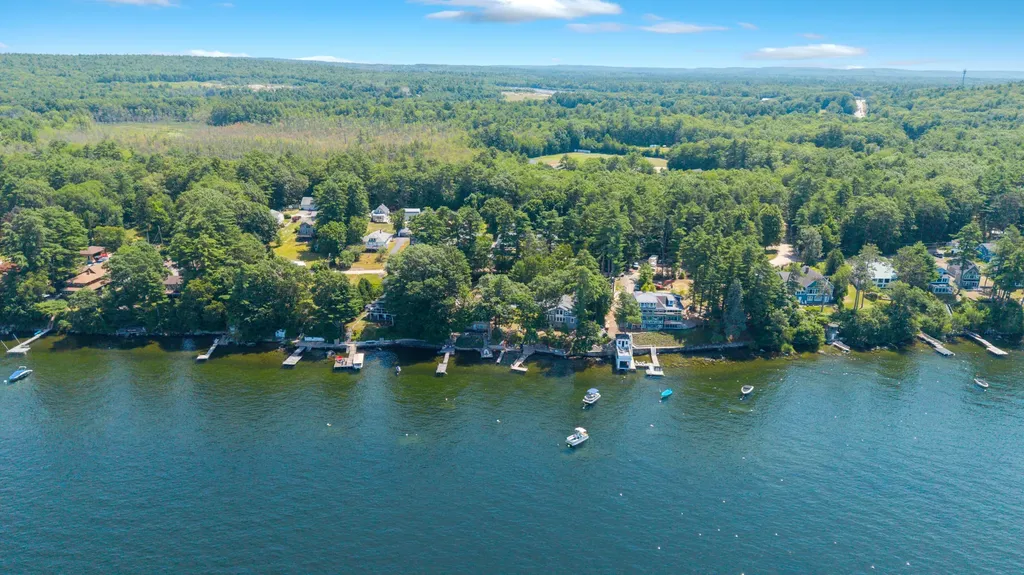 25 Lake Avenue Windham ME 04062