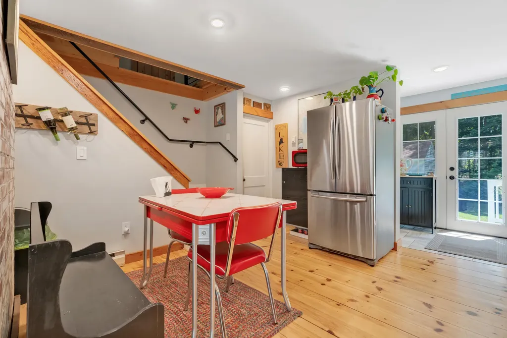25 Lake Avenue Windham ME 04062
