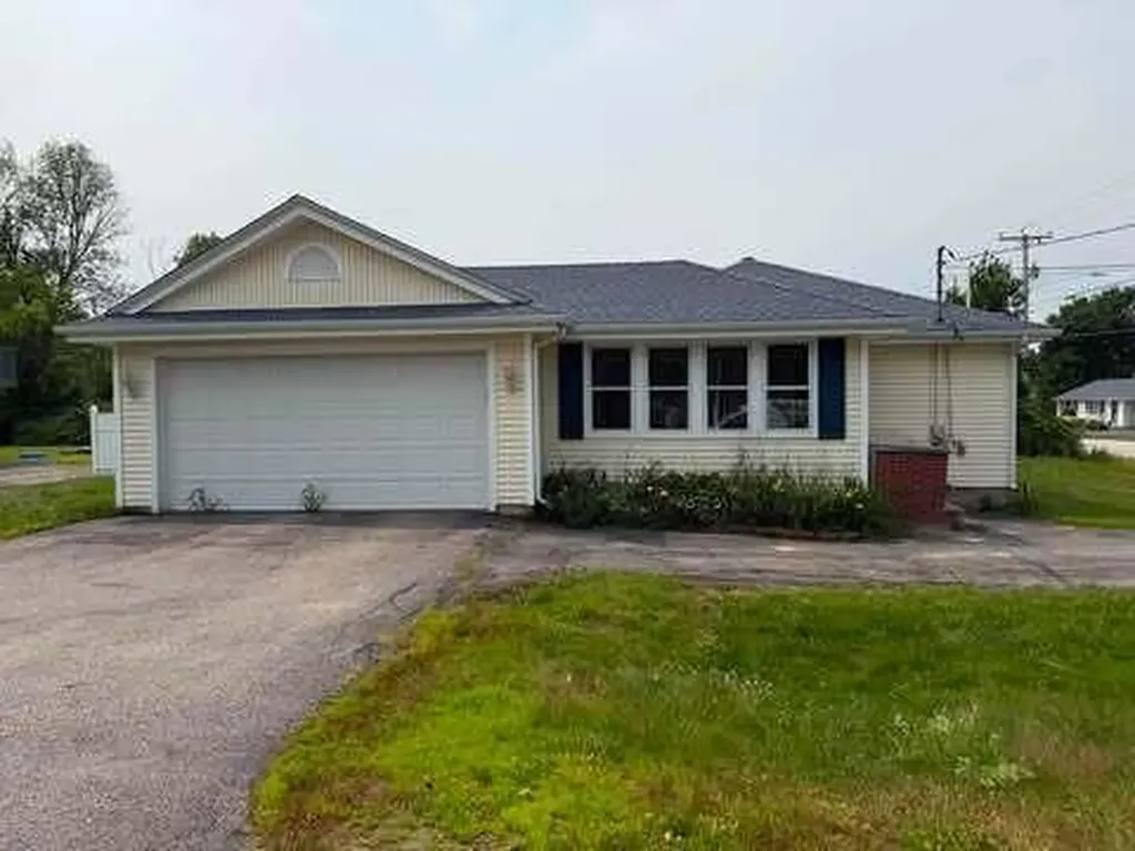 287 Central Avenue Lewiston ME 04240