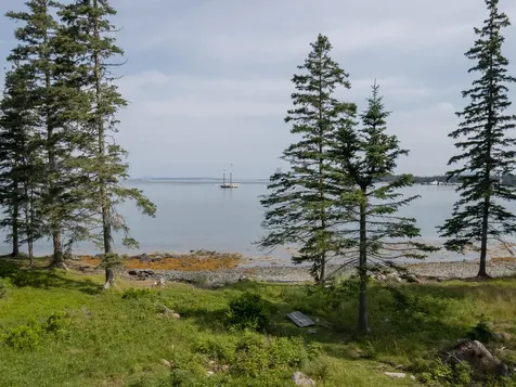 43 Steamboat Road Swans Island ME 04685