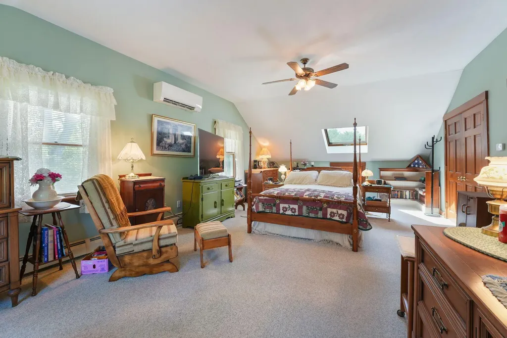 6 Mckenney Lane Kennebunk ME 04043