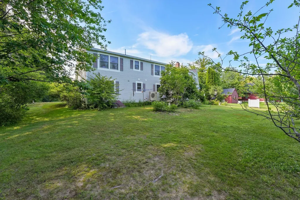6 Mckenney Lane Kennebunk ME 04043