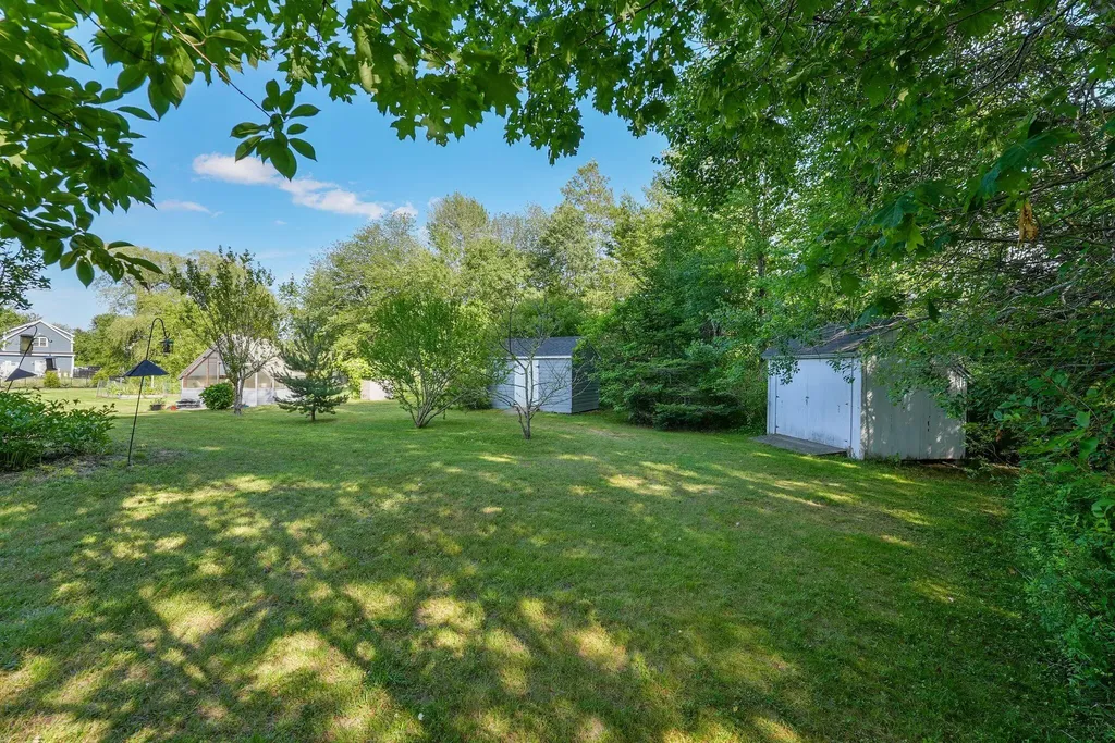 6 Mckenney Lane Kennebunk ME 04043