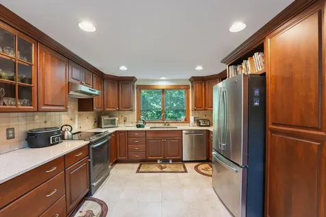 6 Mckenney Lane Kennebunk ME 04043
