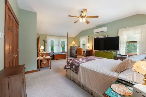 6 Mckenney Lane Kennebunk ME 04043