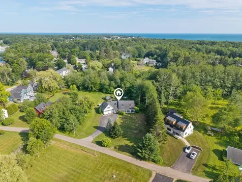 6 Mckenney Lane Kennebunk ME 04043