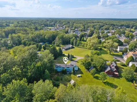 6 Mckenney Lane Kennebunk ME 04043