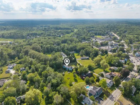 6 Mckenney Lane Kennebunk ME 04043