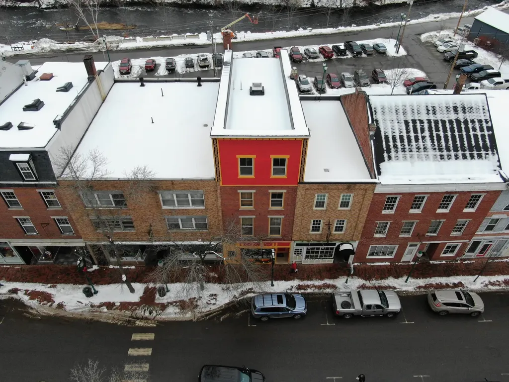 263 Water Street Gardiner ME 04345