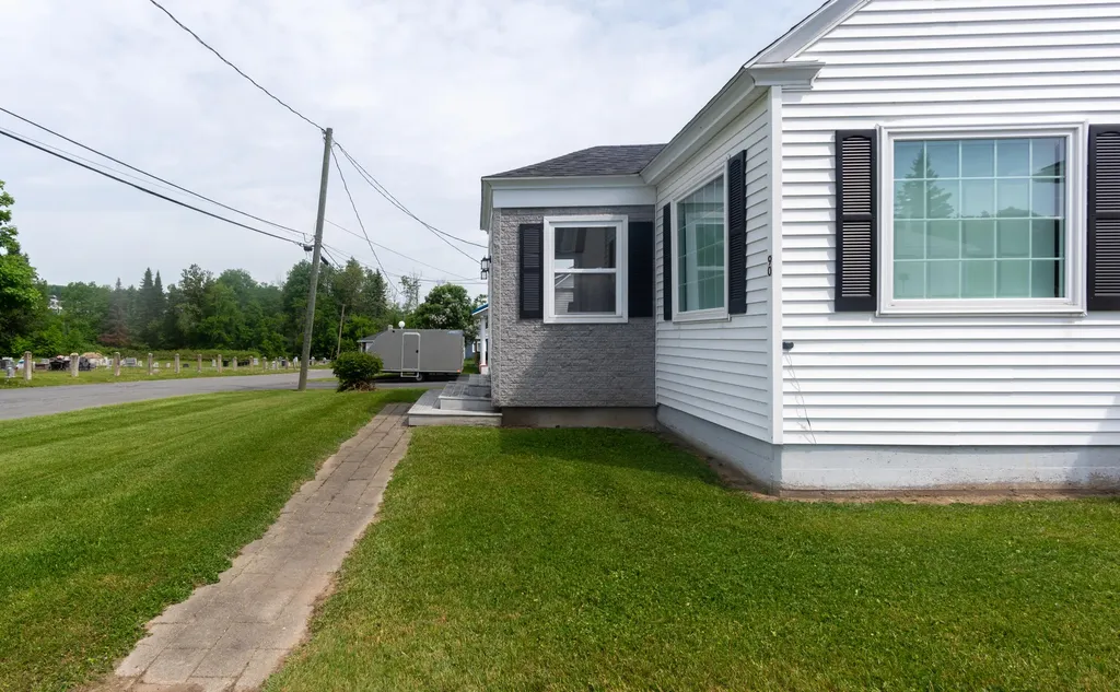 90 19th Avenue Madawaska ME 04756