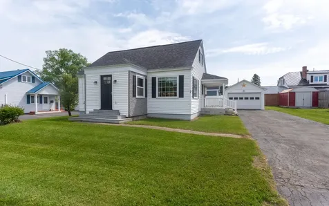 90 19th Avenue Madawaska ME 04756