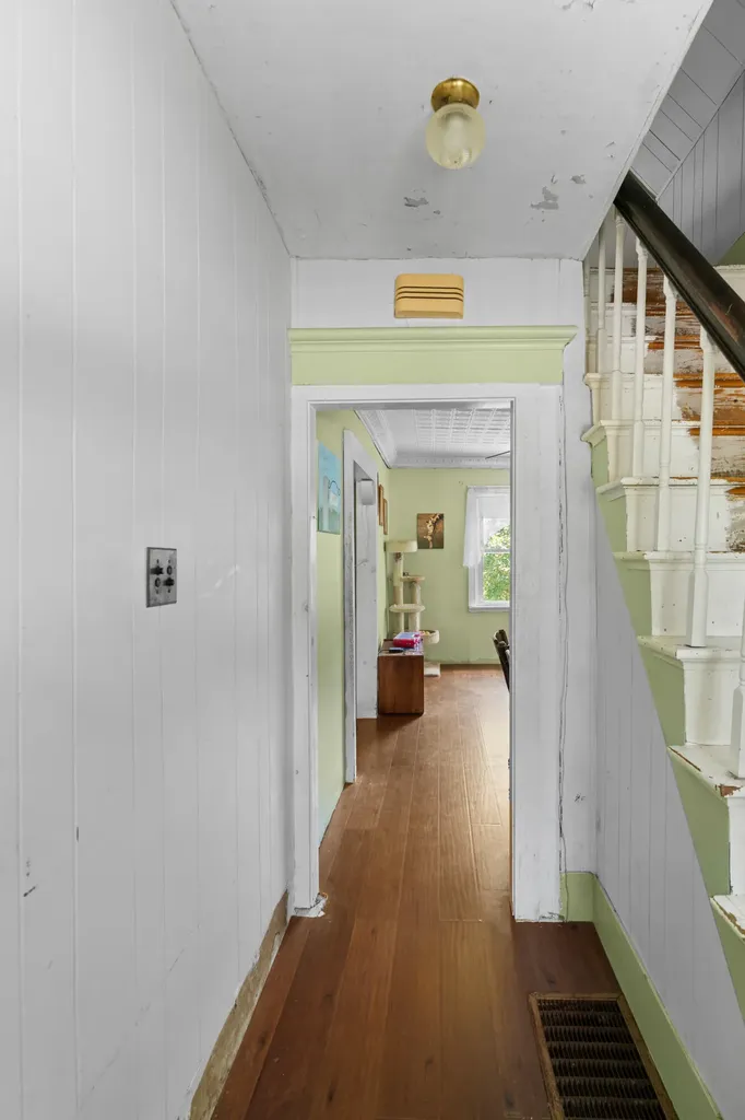 35 Alexander Reed Road Richmond ME 04357