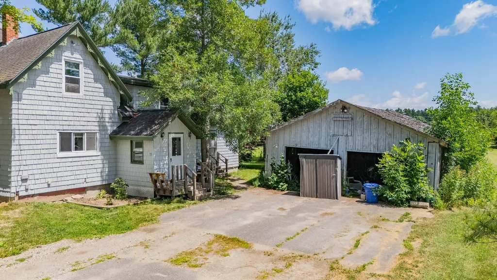 35 Alexander Reed Road Richmond ME 04357