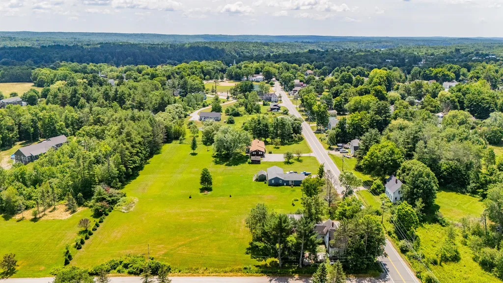 35 Alexander Reed Road Richmond ME 04357