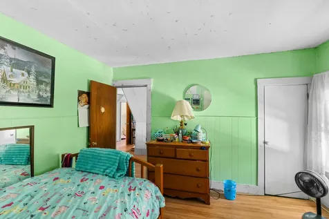 35 Alexander Reed Road Richmond ME 04357