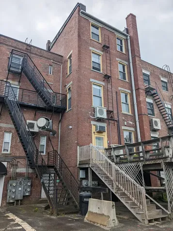 263 Water Street Gardiner ME 04345