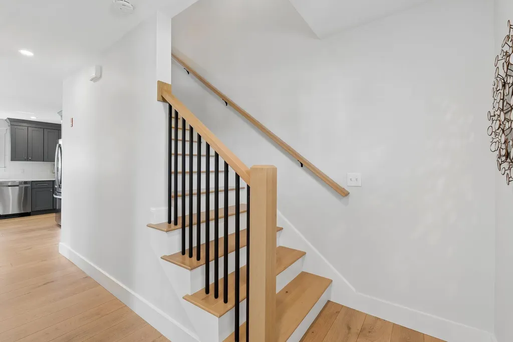 23 Bluebird Trail Falmouth ME 04105