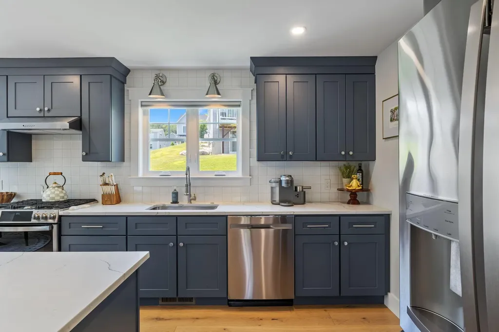 23 Bluebird Trail Falmouth ME 04105