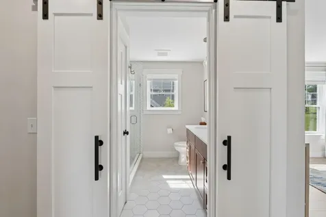 23 Bluebird Trail Falmouth ME 04105