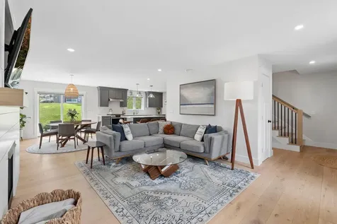 23 Bluebird Trail Falmouth ME 04105