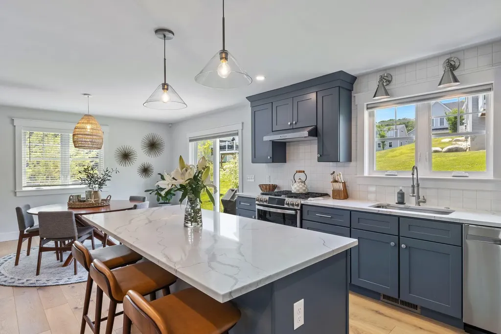 23 Bluebird Trail Falmouth ME 04105