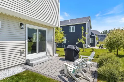 23 Bluebird Trail Falmouth ME 04105