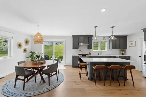 23 Bluebird Trail Falmouth ME 04105