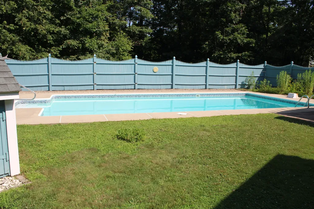 2 Royal Pine Drive Standish ME 04085