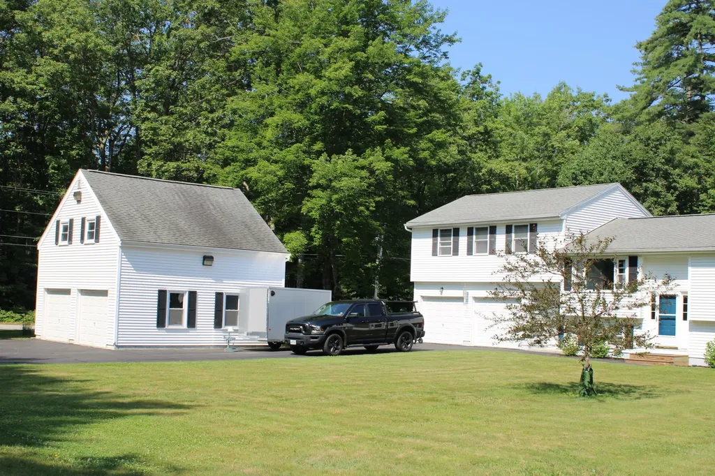 2 Royal Pine Drive Standish ME 04085