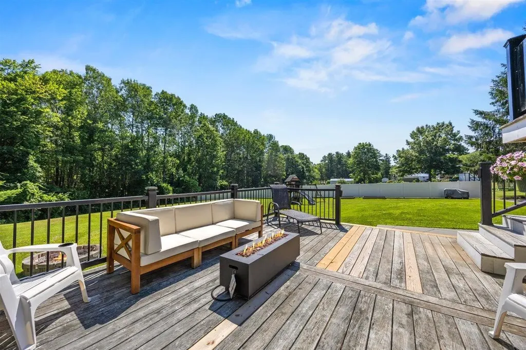 208 Cranberry Meadow Road Berwick ME 03901