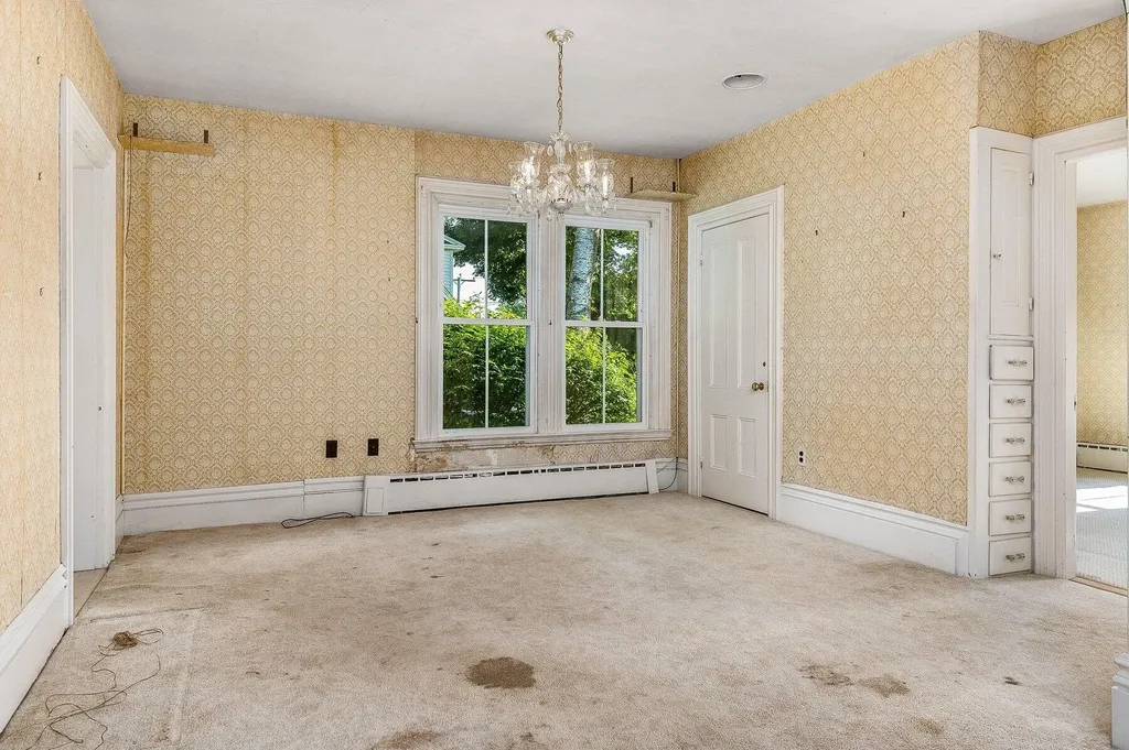 22 Rogers Road Kittery ME 03904