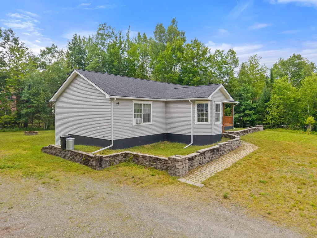 3 Alder Lane Milford ME 04461