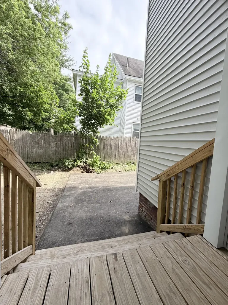 16 Howe Street Lewiston ME 04240