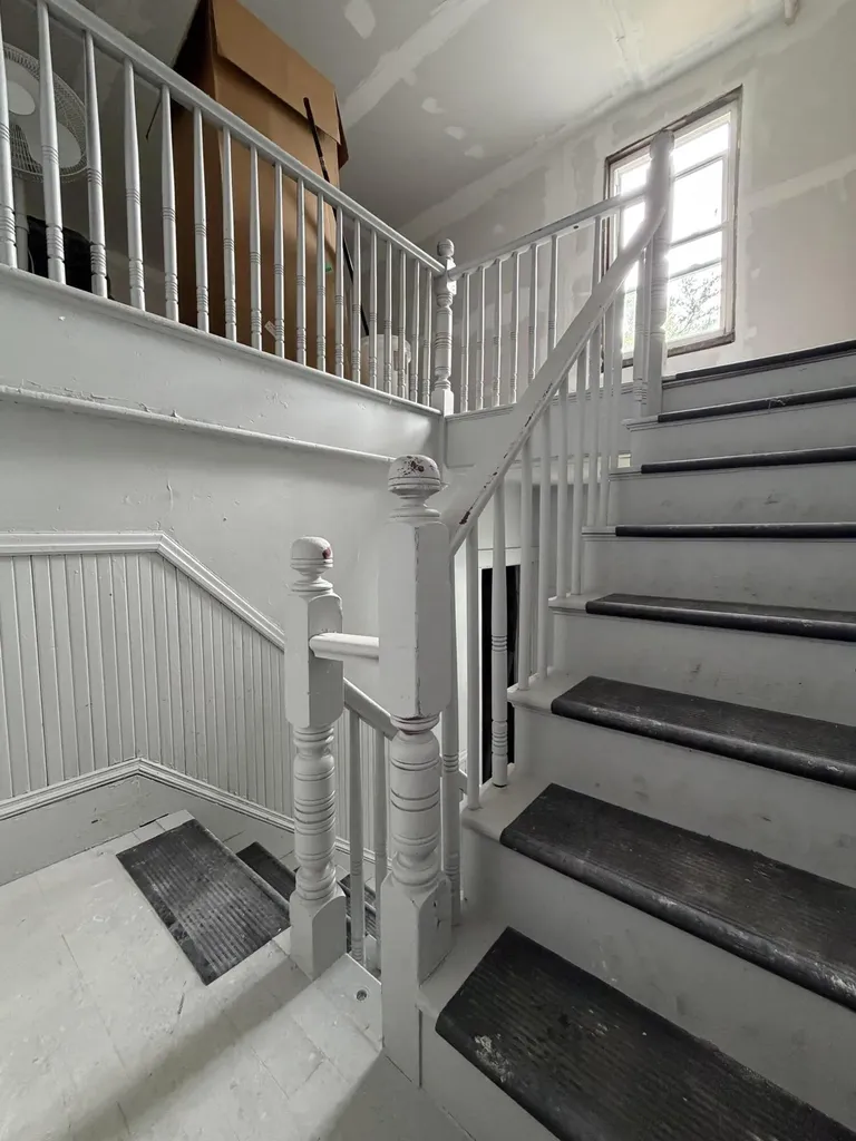 16 Howe Street Lewiston ME 04240