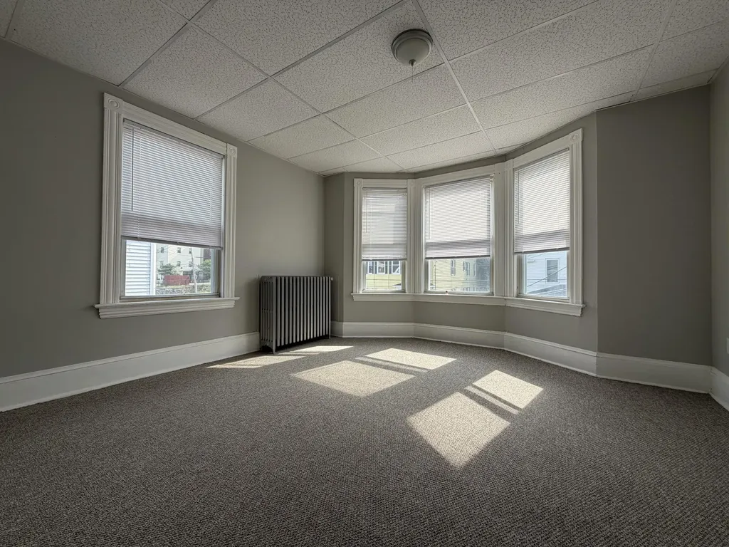 16 Howe Street Lewiston ME 04240
