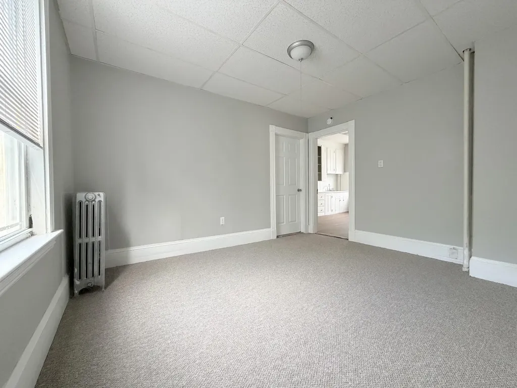 16 Howe Street Lewiston ME 04240