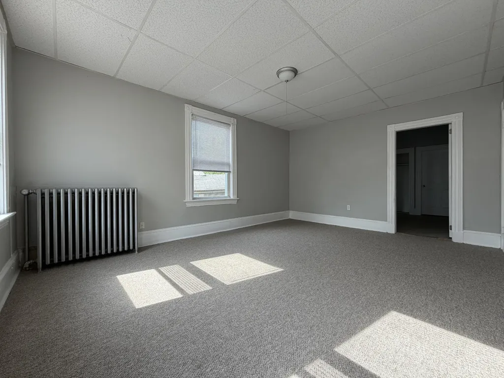 16 Howe Street Lewiston ME 04240