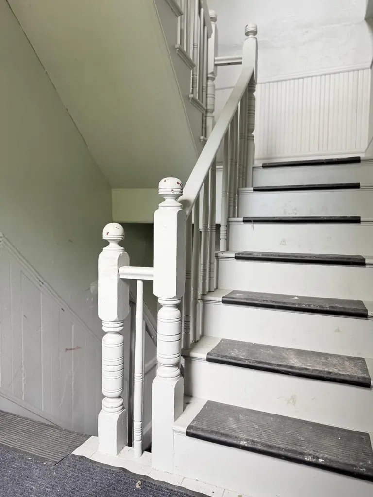 16 Howe Street Lewiston ME 04240