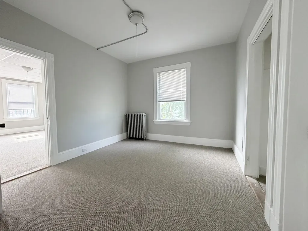 16 Howe Street Lewiston ME 04240