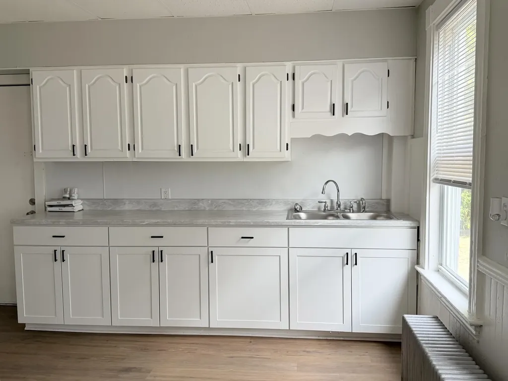 16 Howe Street Lewiston ME 04240