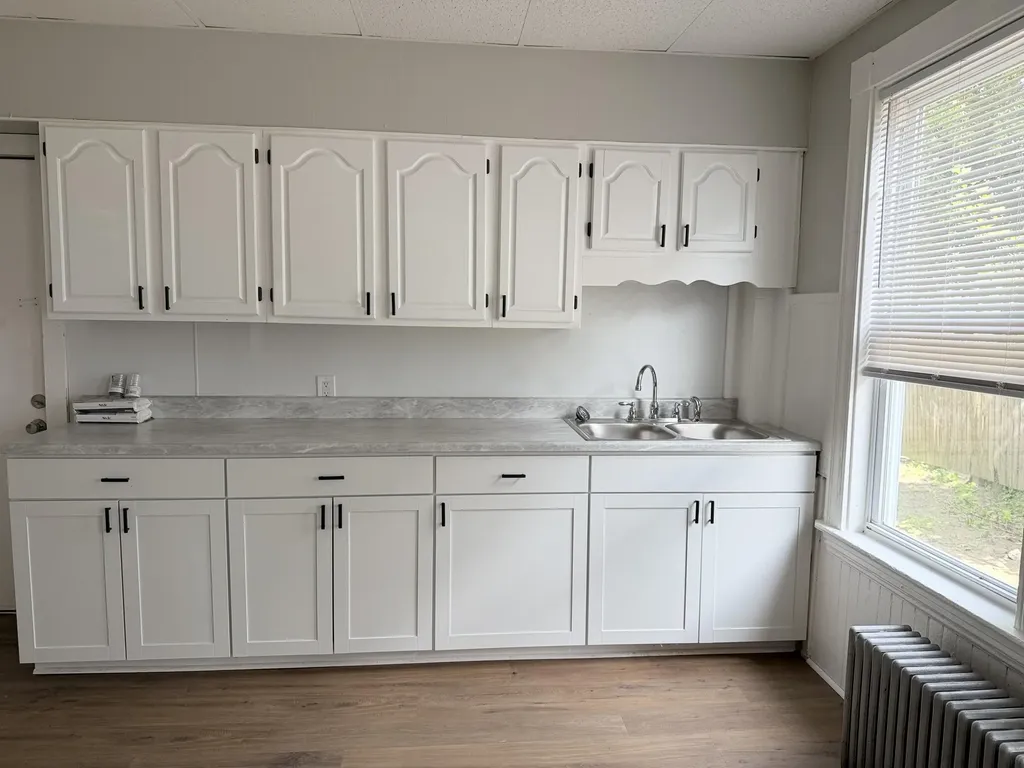 16 Howe Street Lewiston ME 04240