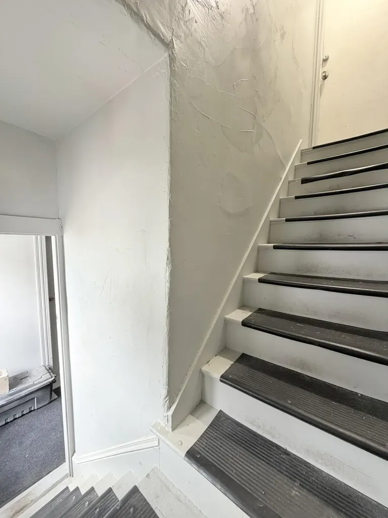 16 Howe Street Lewiston ME 04240