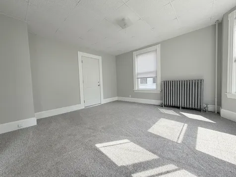 16 Howe Street Lewiston ME 04240